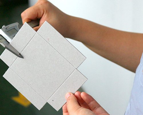 Material thickness checking Material thickness checking